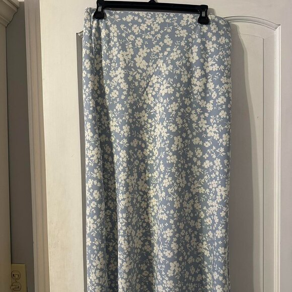 Rachel Zoe Dresses & Skirts - Worn Once. Rachel Zoe Midi Length Blue Floral Silk Skirt. Size M